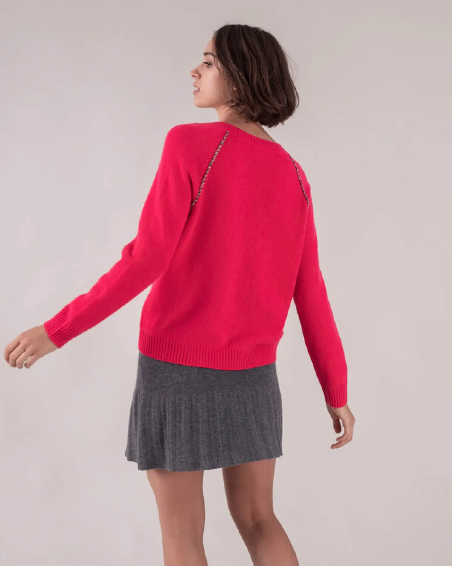 Pull Cachemire Col Rond Pasepoil Raglan