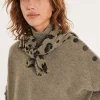 Pull Cachemire Col Roule Boutons Noirs