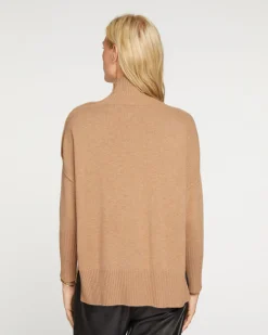 Pull Cachemire Col Roule Boutons Noirs