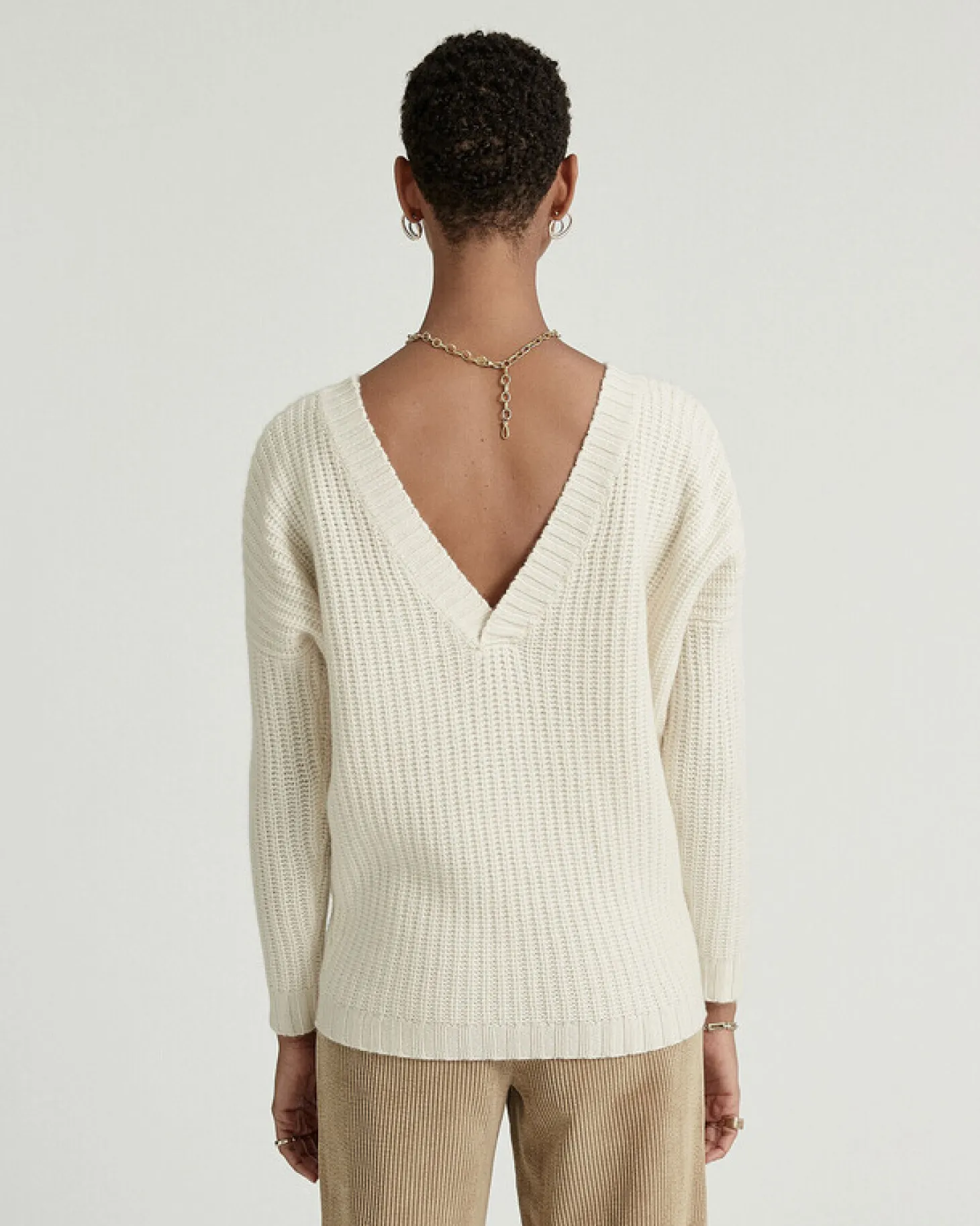 Pull Col V Dos Manches Longues
